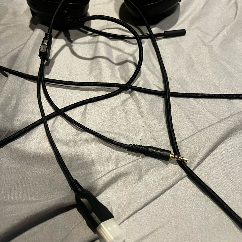 Wired Gaming Headset with Microphone - Picture 6 of 7